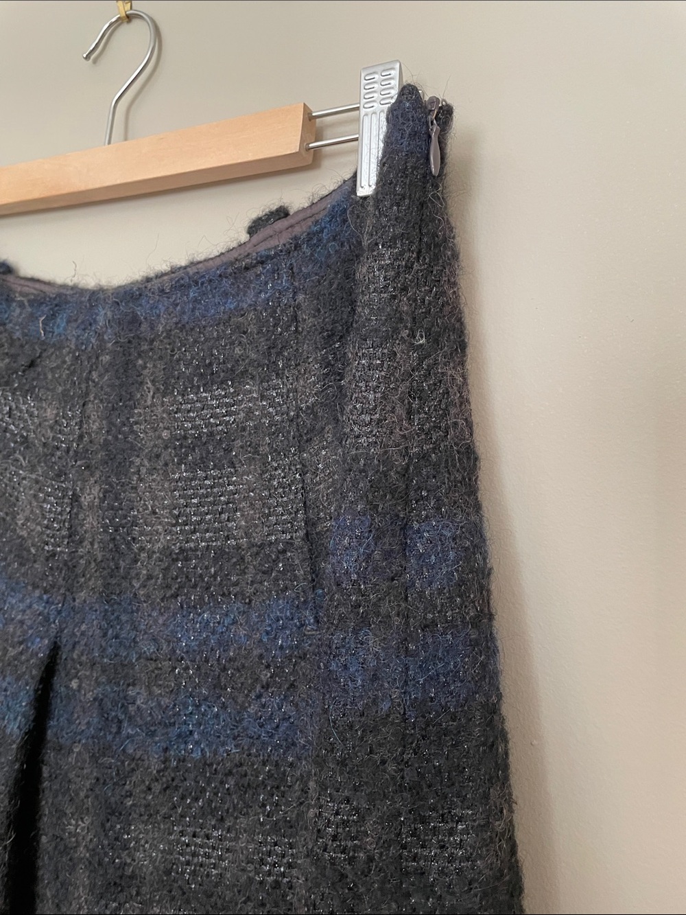 Weekend MaxMara Wool Blend Charcoal & Navy Plaid A-Line Skirt - Picture 5 of 7